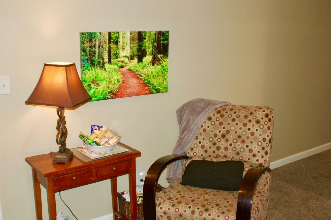Blue Bear Den 3Br 2Ba Dtc Private Apt Hot Tub Esterno foto