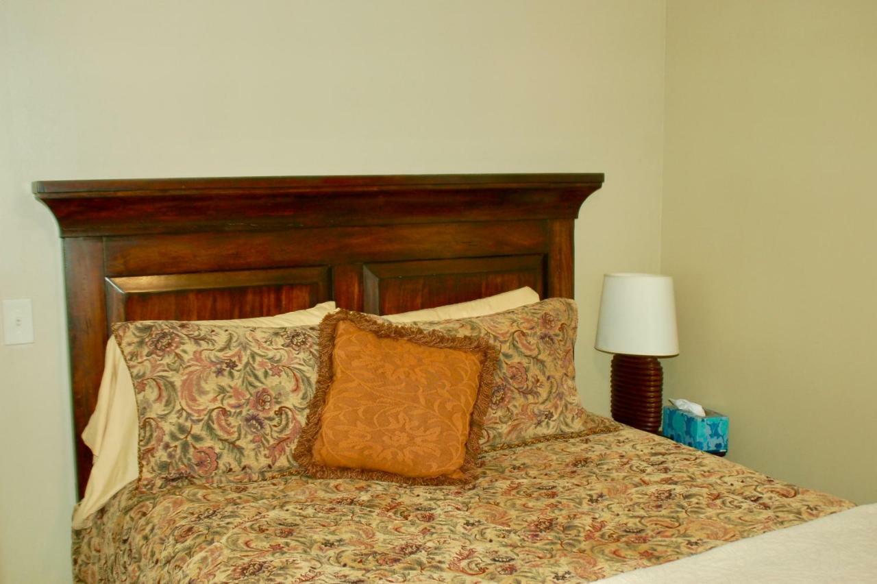Blue Bear Den 3Br 2Ba Dtc Private Apt Hot Tub Esterno foto